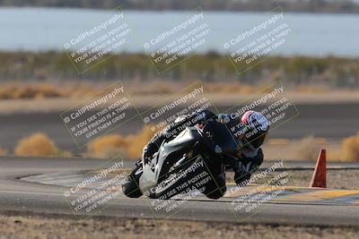 media/Dec-18-2022-SoCal Trackdays (Sun) [[8099a50955]]/Turn 14 (940am)/